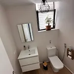 Papá Totë Deluxe Ostello *