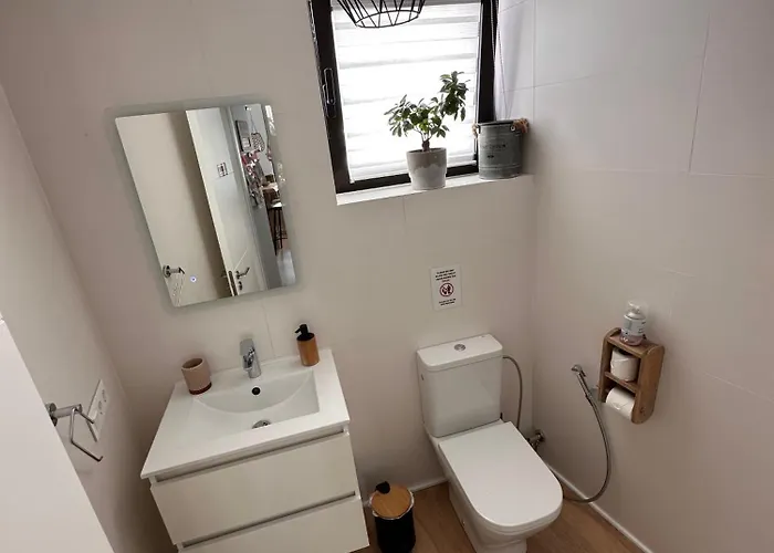 Hostel Papa Tote Deluxe Playa Honda (Lanzarote)