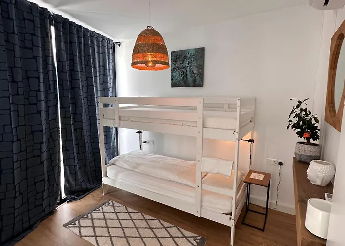 Hostel Papa Tote Deluxe *