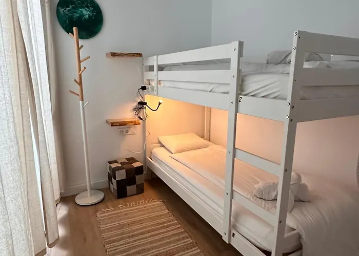 Hostel Papa Tote Deluxe Playa Honda (Lanzarote)