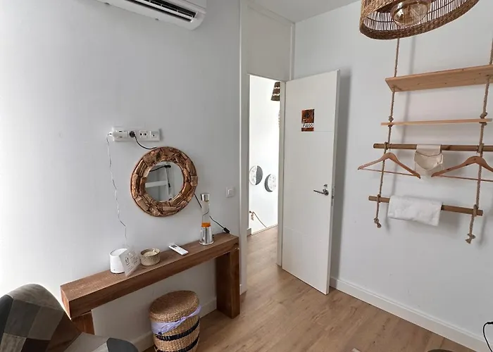 Hostel Papa Tote Deluxe Playa Honda (Lanzarote)