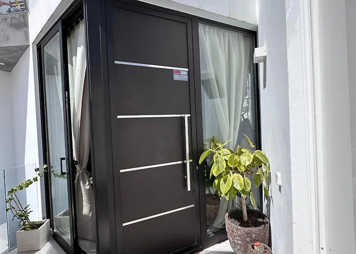 Papá Totë Deluxe Playa Honda (Lanzarote)