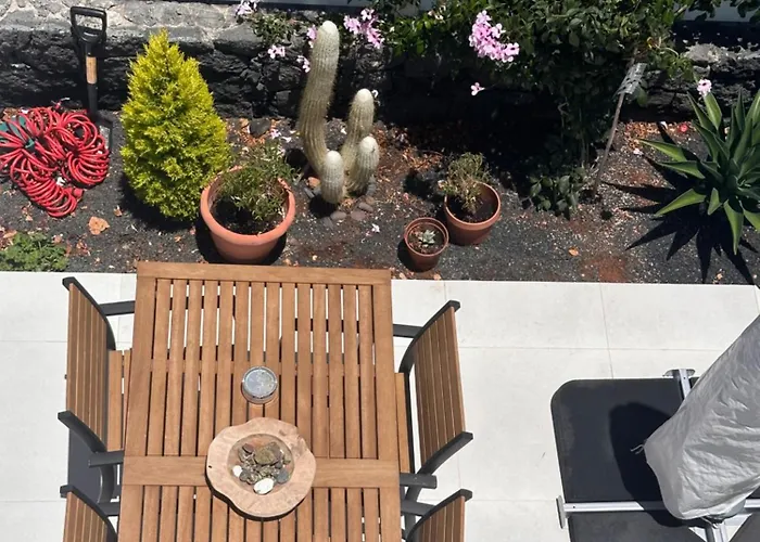 Papá Totë Deluxe Albergue Playa Honda (Lanzarote)